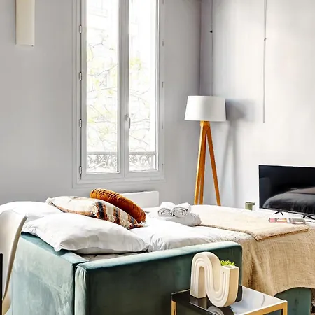 1br In Le Marais - Close To Notre-dame Paris
